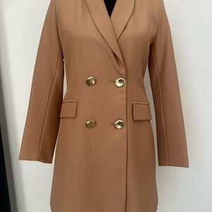Elegant Tan Double-Breasted Women's Blazer